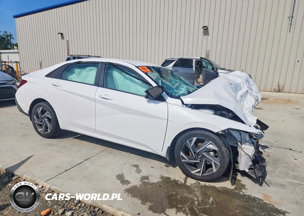 2025 Hyundai Elantra Sel Sport VIN:KMHLM4DG4SU984342 - 4