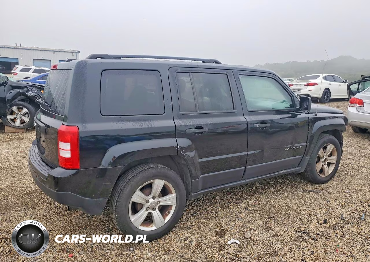 2015 Jeep Patriot Sport VIN:1C4NJPBB2FD118496 - 3