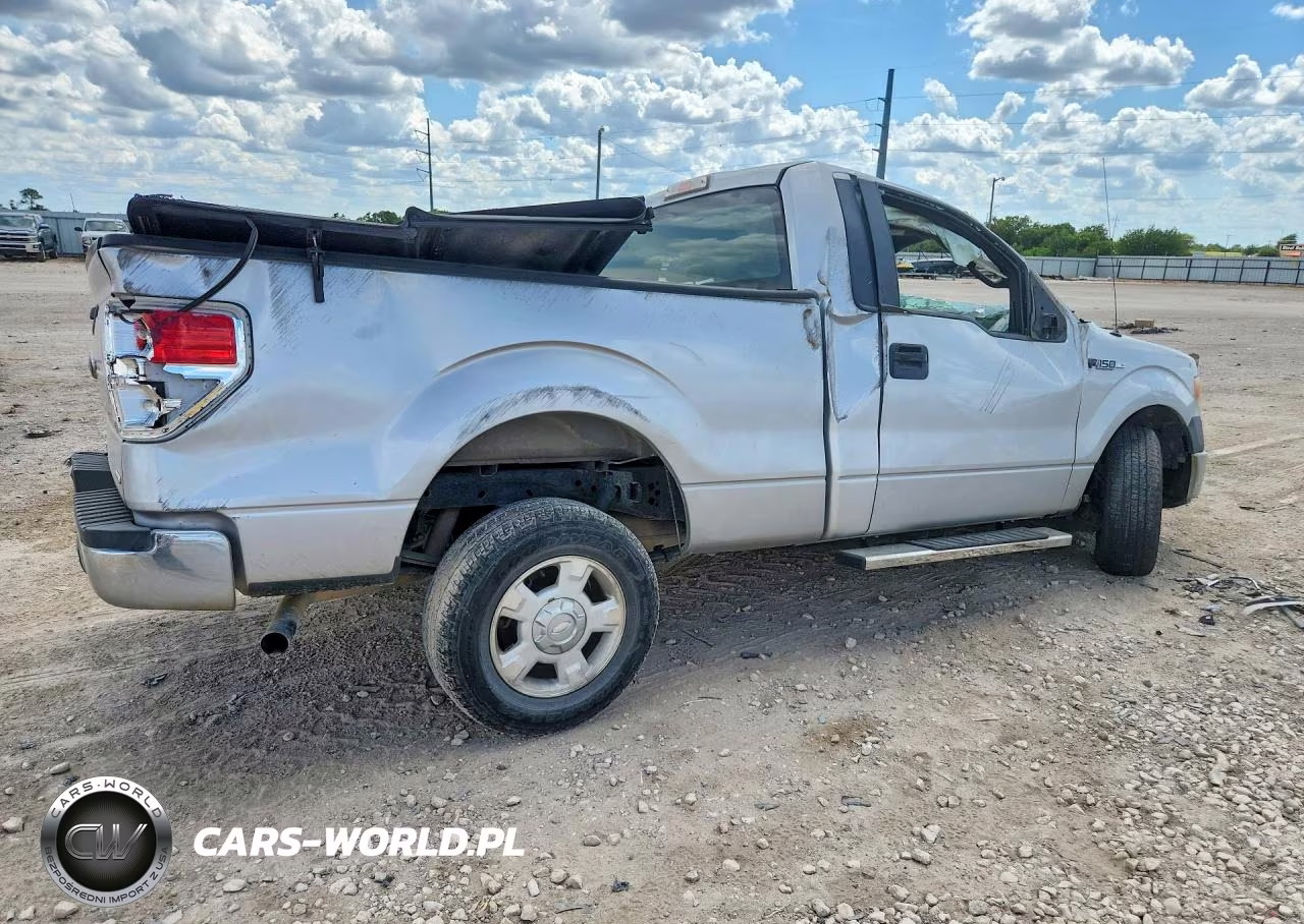 2013 Ford F150 VIN:1FTMF1CM9DKD30041 - 3