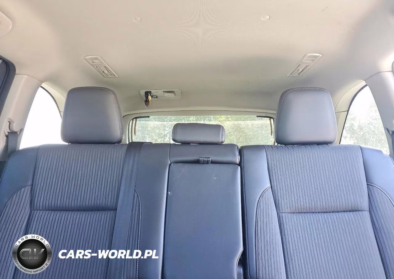 2016 Toyota Highlander Le Plus VIN:5TDBKRFH4GS280856 - 10