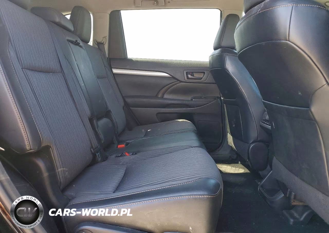2016 Toyota Highlander Le Plus VIN:5TDBKRFH4GS280856 - 11