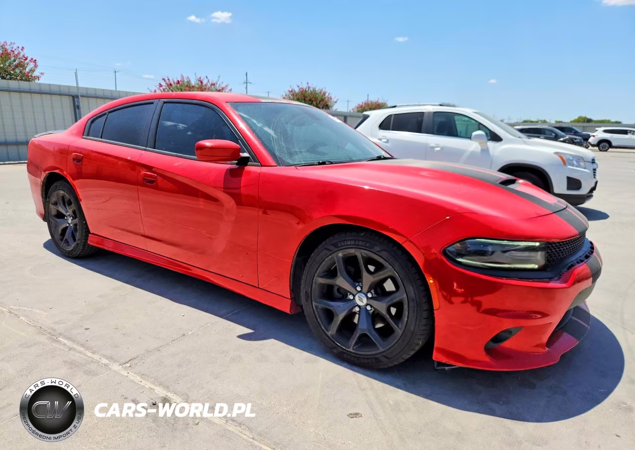 2018 Dodge Charger Sxt Plus VIN:2C3CDXHG6JH295232 - 4