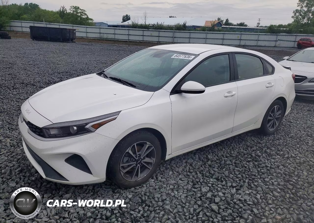 2024 Kia Forte Lxs VIN:3KPF24ADXRE739989 - 1