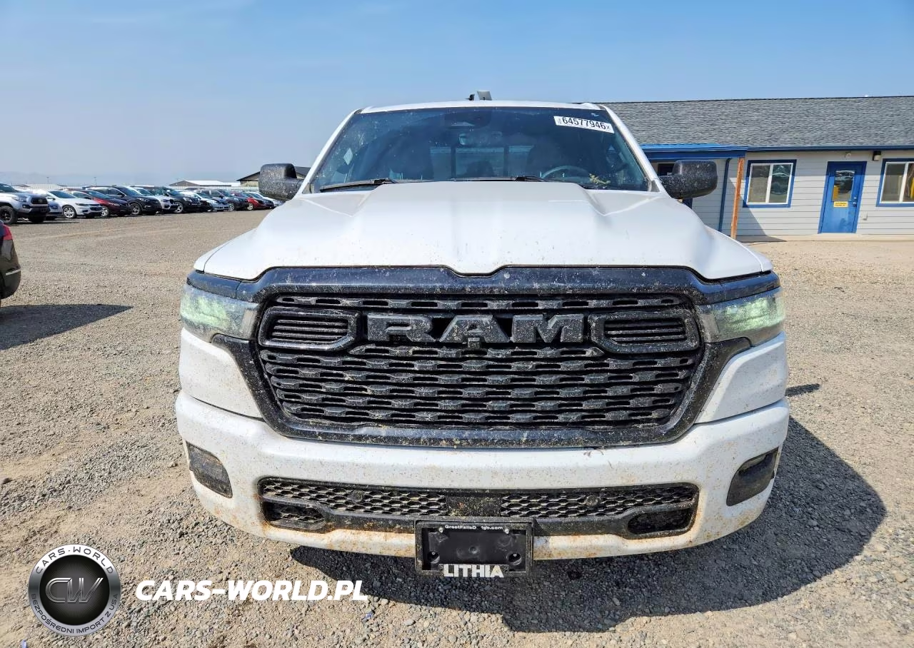 2025 Ram 1500 Tradesman VIN:1C6RRFCG6SN748726 - 5