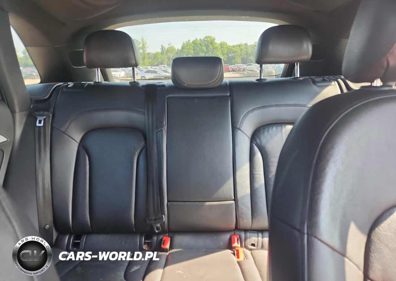 2018 Audi Q3 Premium VIN:WA1BCCFS2JR001233 - 10