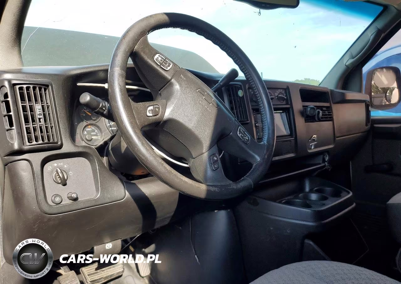 2006 Chevrolet Express G3500 VIN:1GCHG35V761234563 - 8