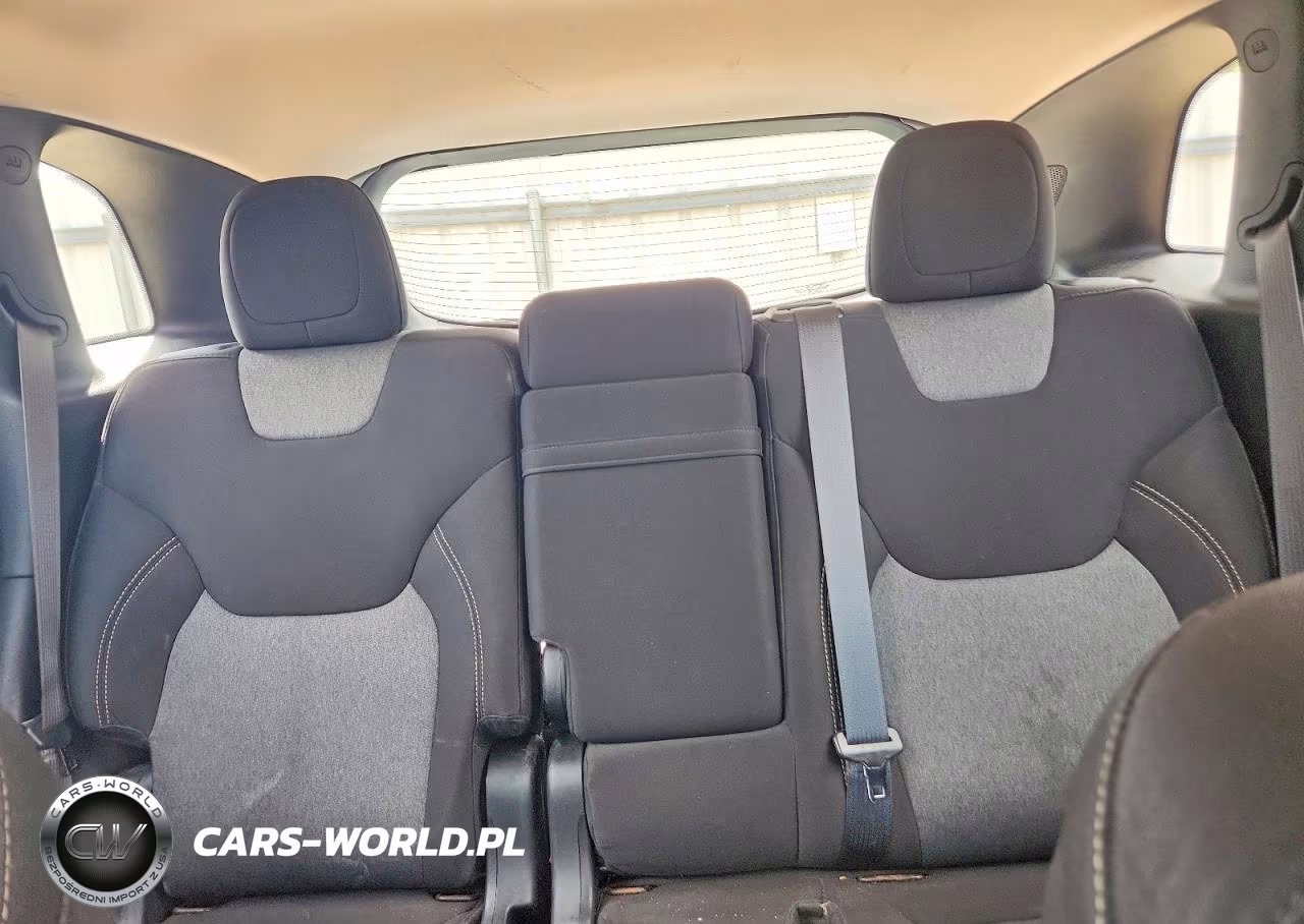 2014 Jeep Cherokee Sport VIN:1C4PJLAB5EW247743 - 10