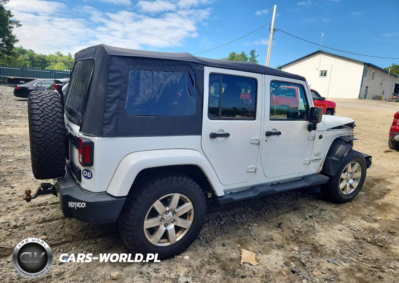 2017 Jeep Wrangler Unlimited Sahara VIN:1C4HJWEG7HL751146 - 3