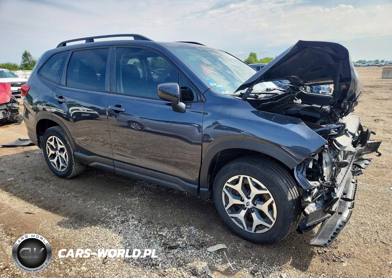 2019 Subaru Forester Premium VIN:JF2SKAGC7KH450162 - 4