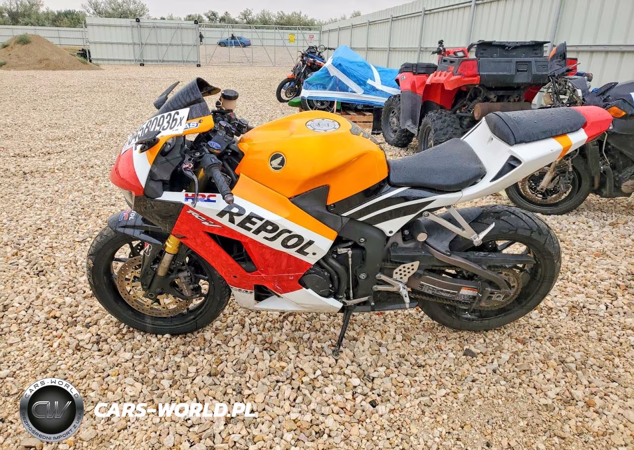 2017 Honda Cbr600 Rr VIN:JH2PC40J7HK300230 - 3