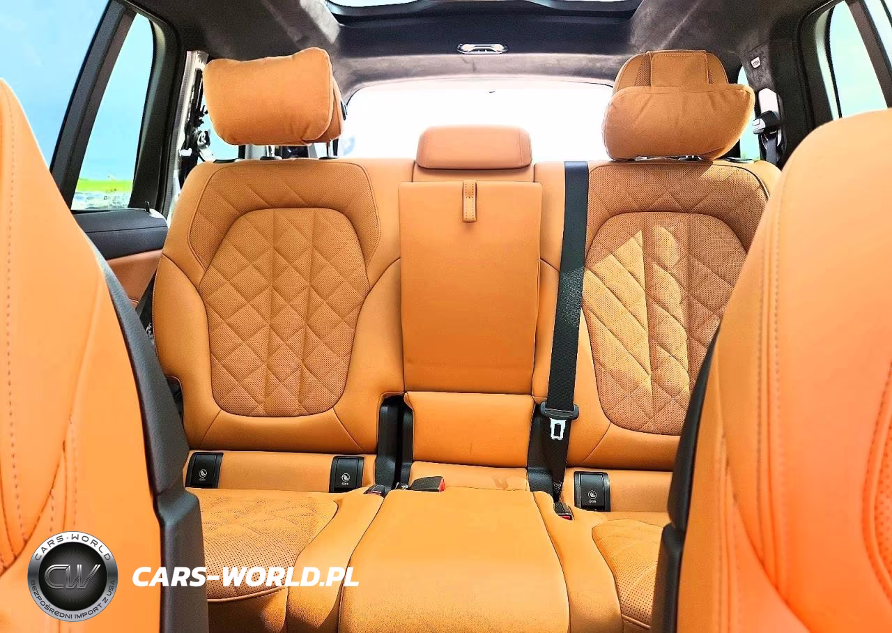 2024 BMW X7 xDrive40I VIN:5UX23EM0XR9S36542 - 10