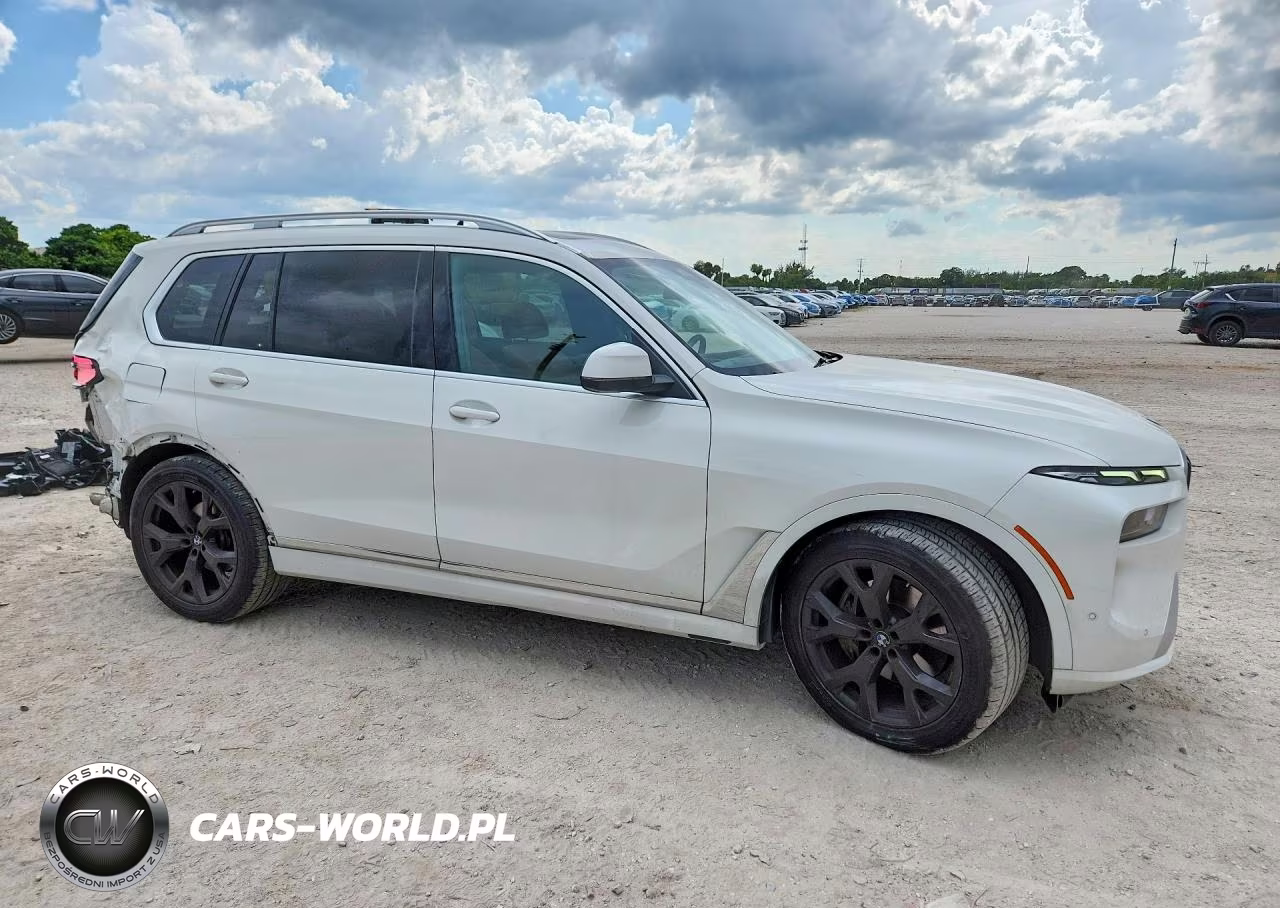 2024 BMW X7 xDrive40I VIN:5UX23EM0XR9S36542 - 4