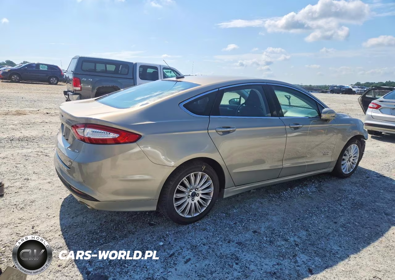 2016 Ford Fusion Se Phev VIN:3FA6P0PU2GR195968 - 3