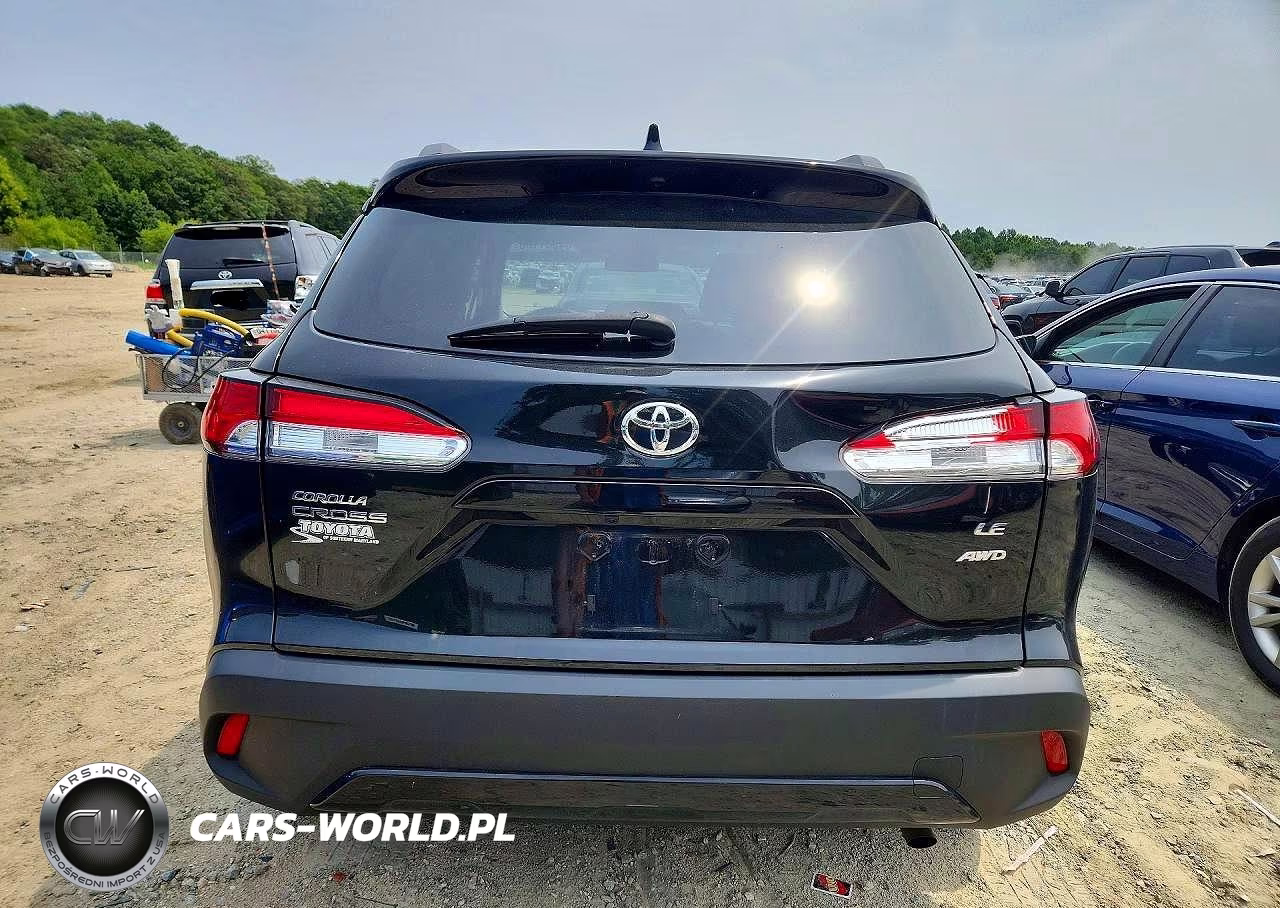 2024 Toyota Corolla Cross Le VIN:7MUCAABG2RV094067 - 6
