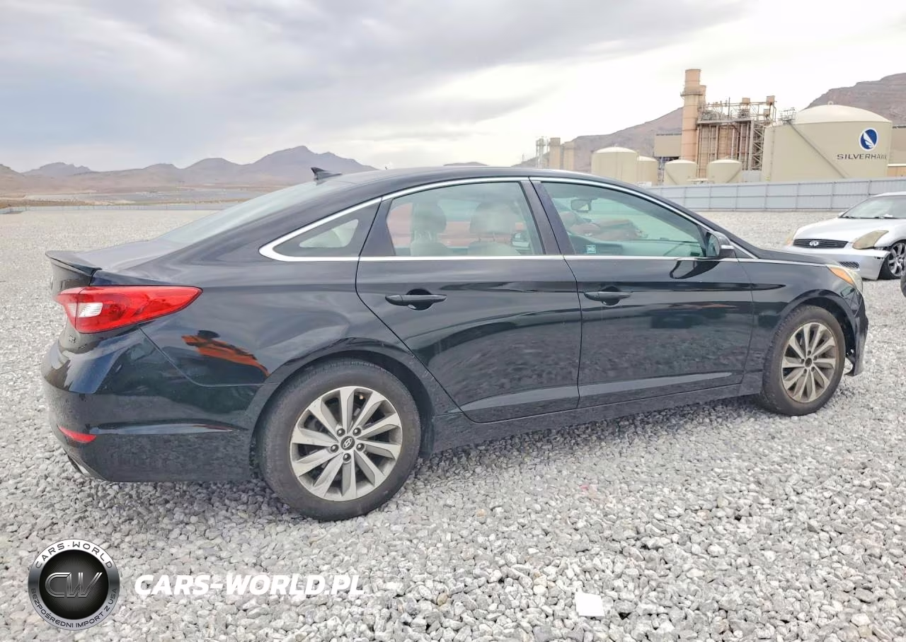 2017 Hyundai Sonata Sport VIN:5NPE34AF7HH448967 - 3