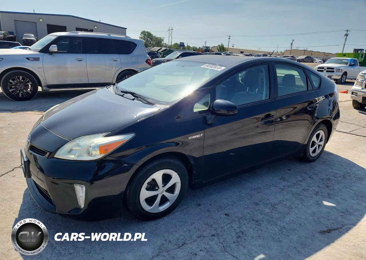 2014 Toyota Prius Two – zdjęcie 1 z 12