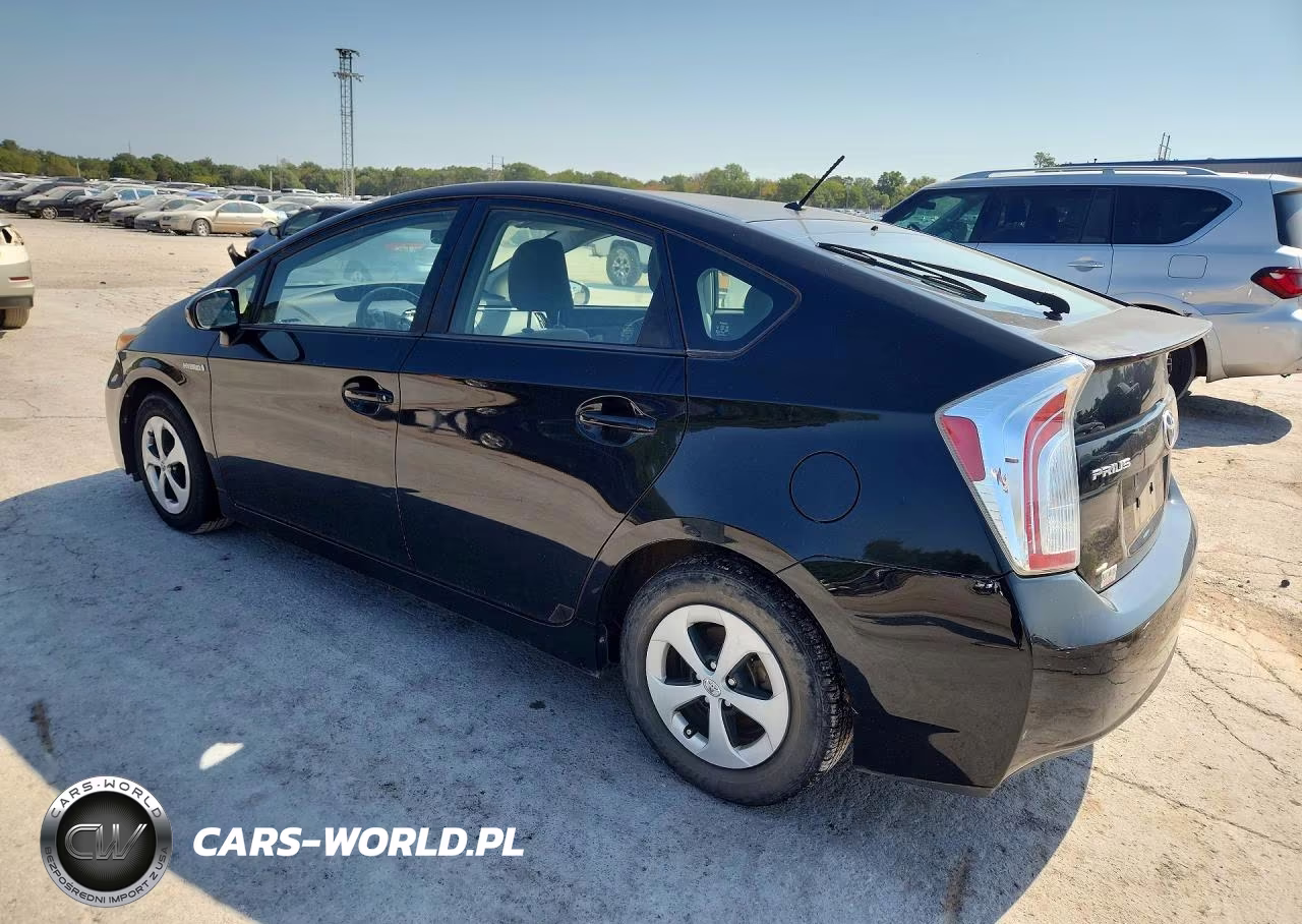 2014 Toyota Prius Two VIN:JTDKN3DUXE0372171 - 2