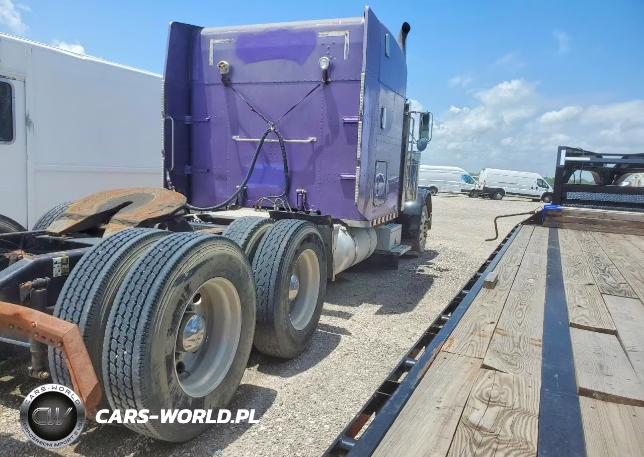 2004 Peterbilt 379 Semi Truck VIN:1XP5DB9X34D811553 - 4