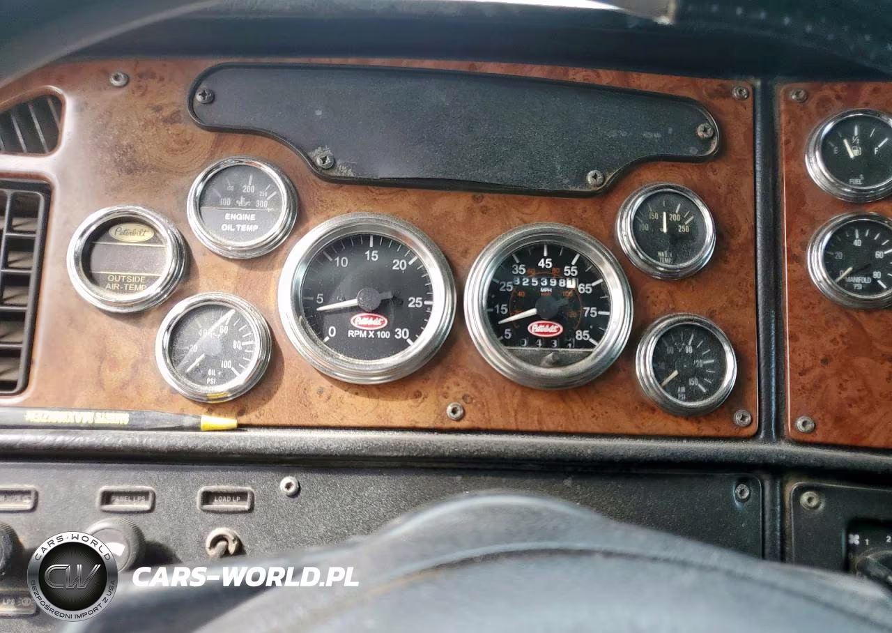 2004 Peterbilt 379 Semi Truck VIN:1XP5DB9X34D811553 - 8