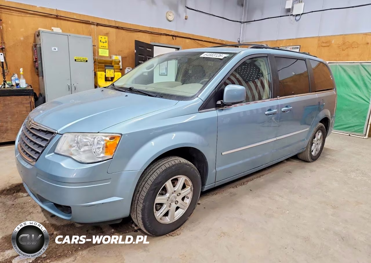 2010 Chrysler Town & Country Touring