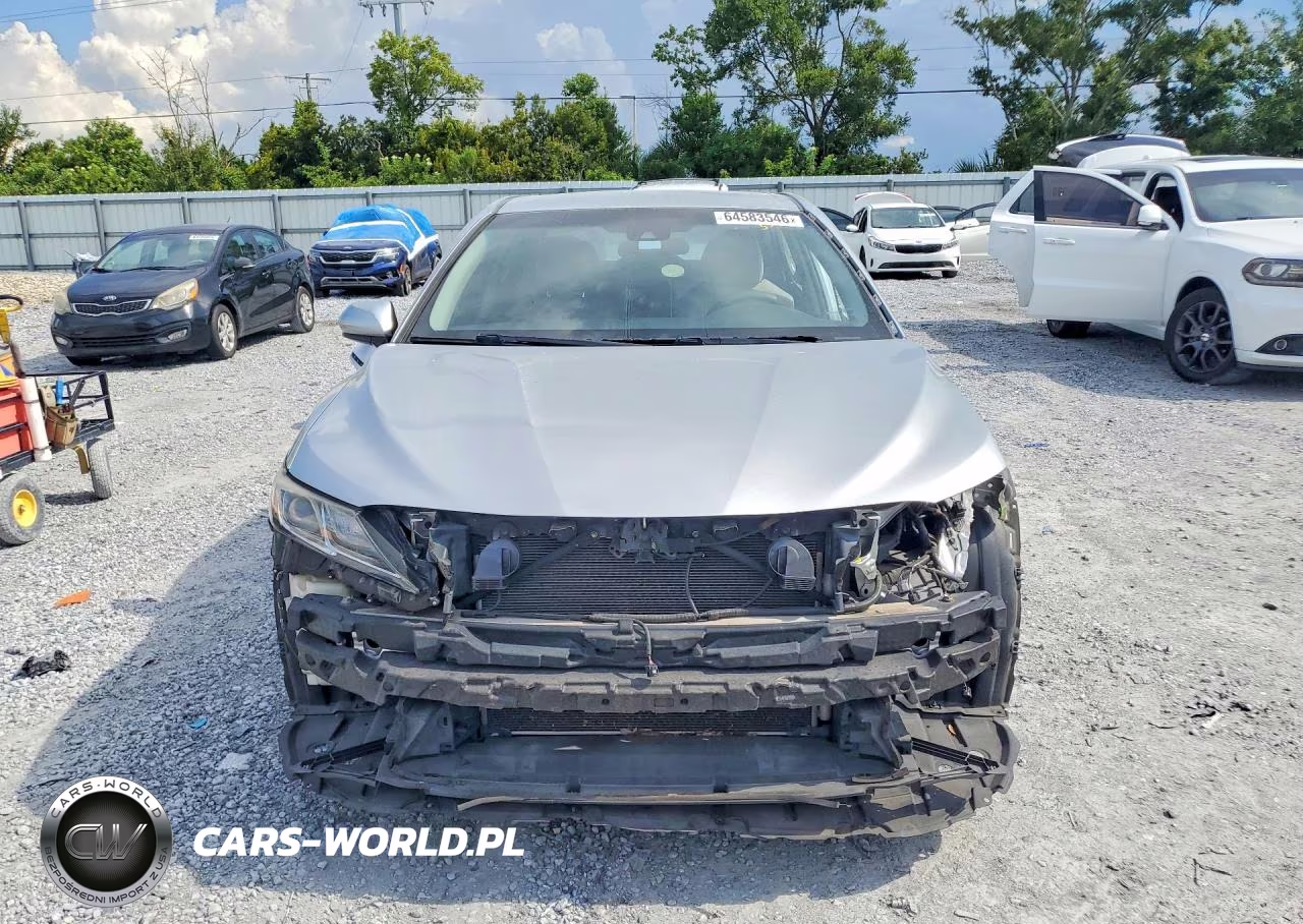 2018 Toyota Camry Se VIN:4T1B11HK1JU032785 - 5