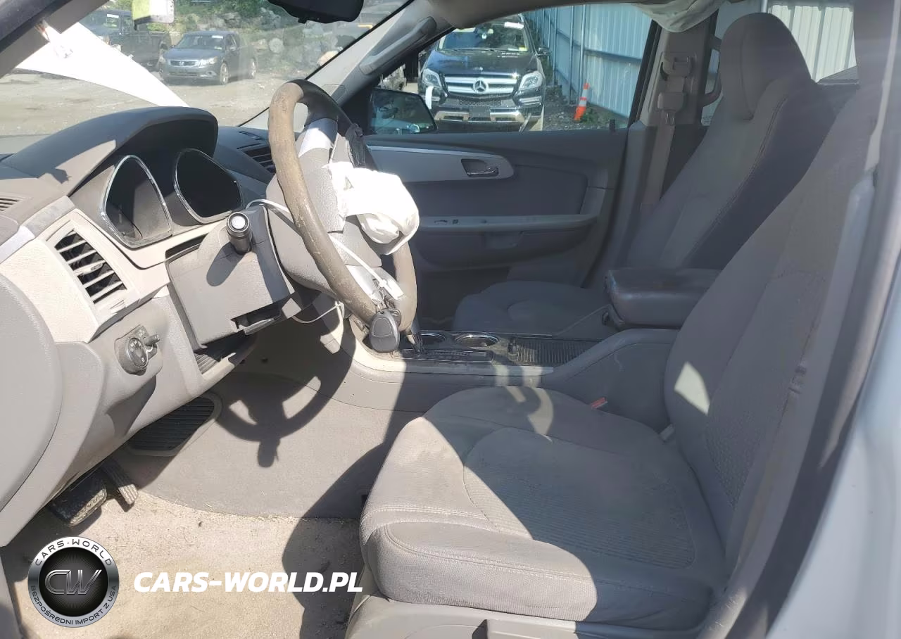 2012 Chevrolet Traverse Ls VIN:1GNKVEED0CJ319407 - 7