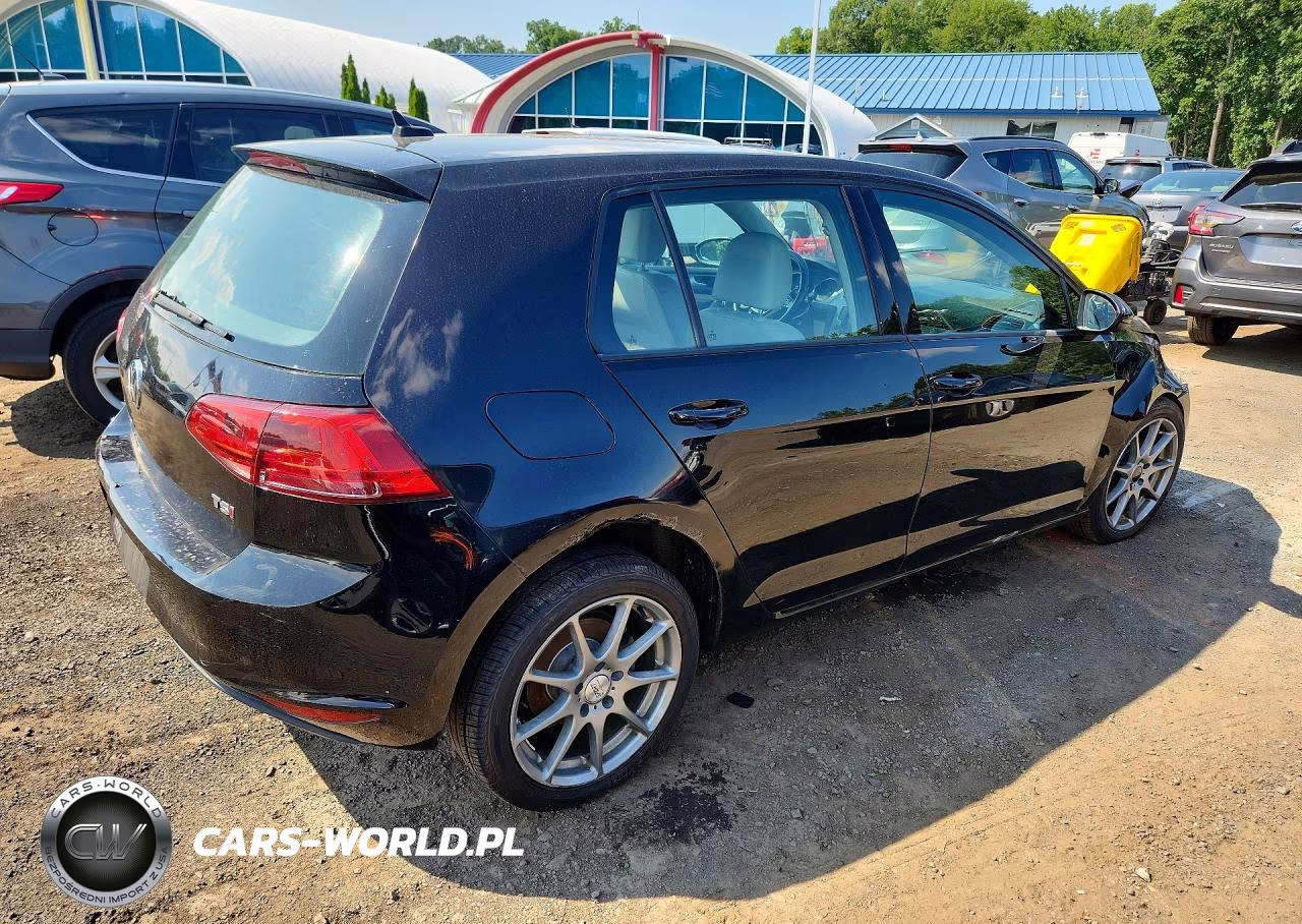 2015 Volkswagen Golf VIN:3VW217AU8FM015414 - 3