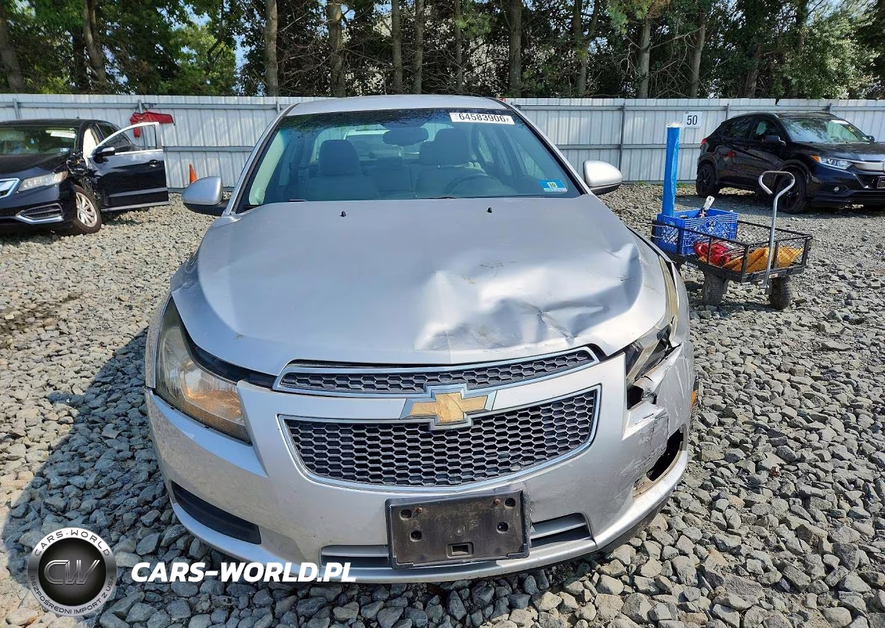 2011 Chevrolet Cruze Lt VIN:1G1PF5S94B7105570 - 5