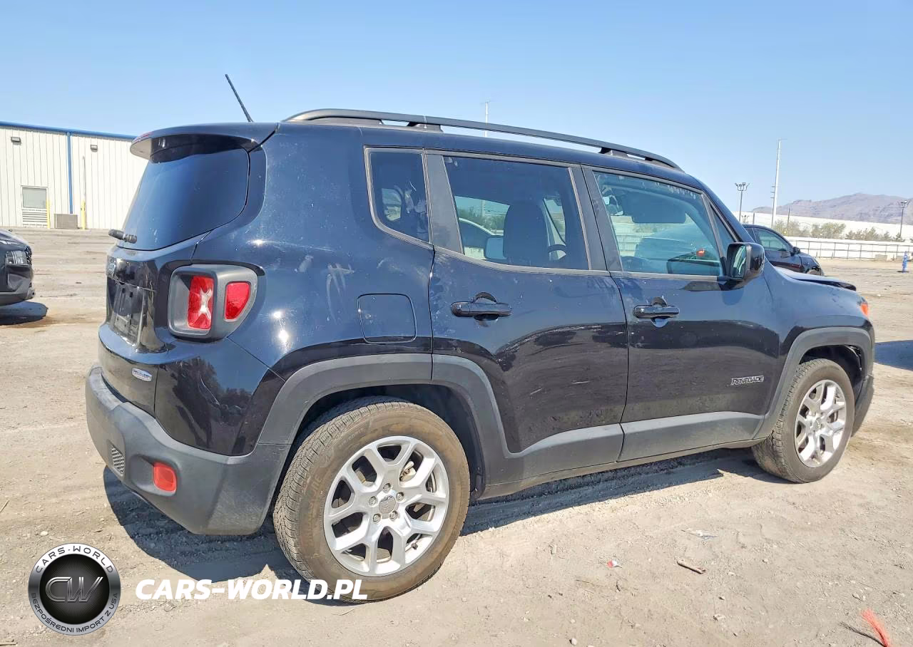 2017 Jeep Renegade Latitude VIN:ZACCJABB7HPG28576 - 3