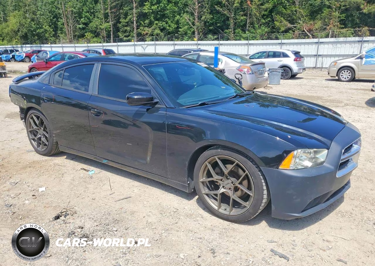 2013 Dodge Charger Se VIN:2C3CDXBG2DH654928 - 4