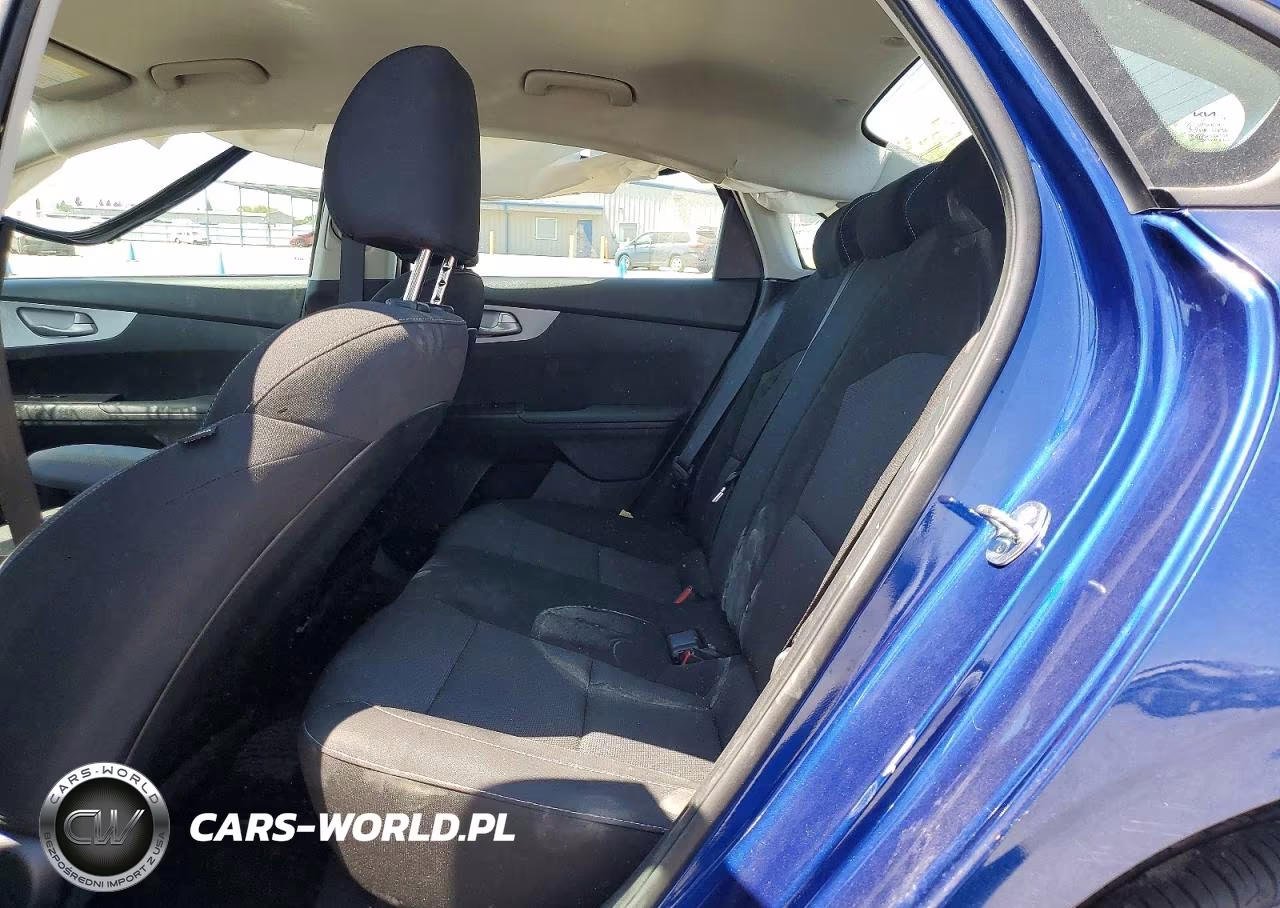 2024 Kia Forte Lxs VIN:3KPF24AD9RE835161 - 10