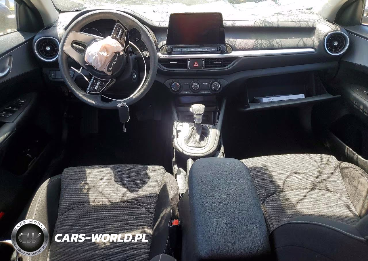 2024 Kia Forte Lxs VIN:3KPF24AD9RE835161 - 8