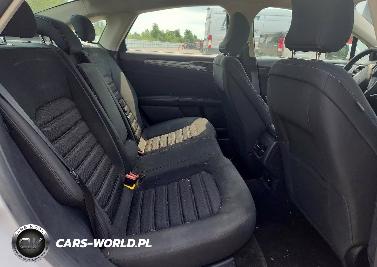 2018 Ford Fusion Se Hybrid VIN:3FA6P0LU3JR201645 - 10