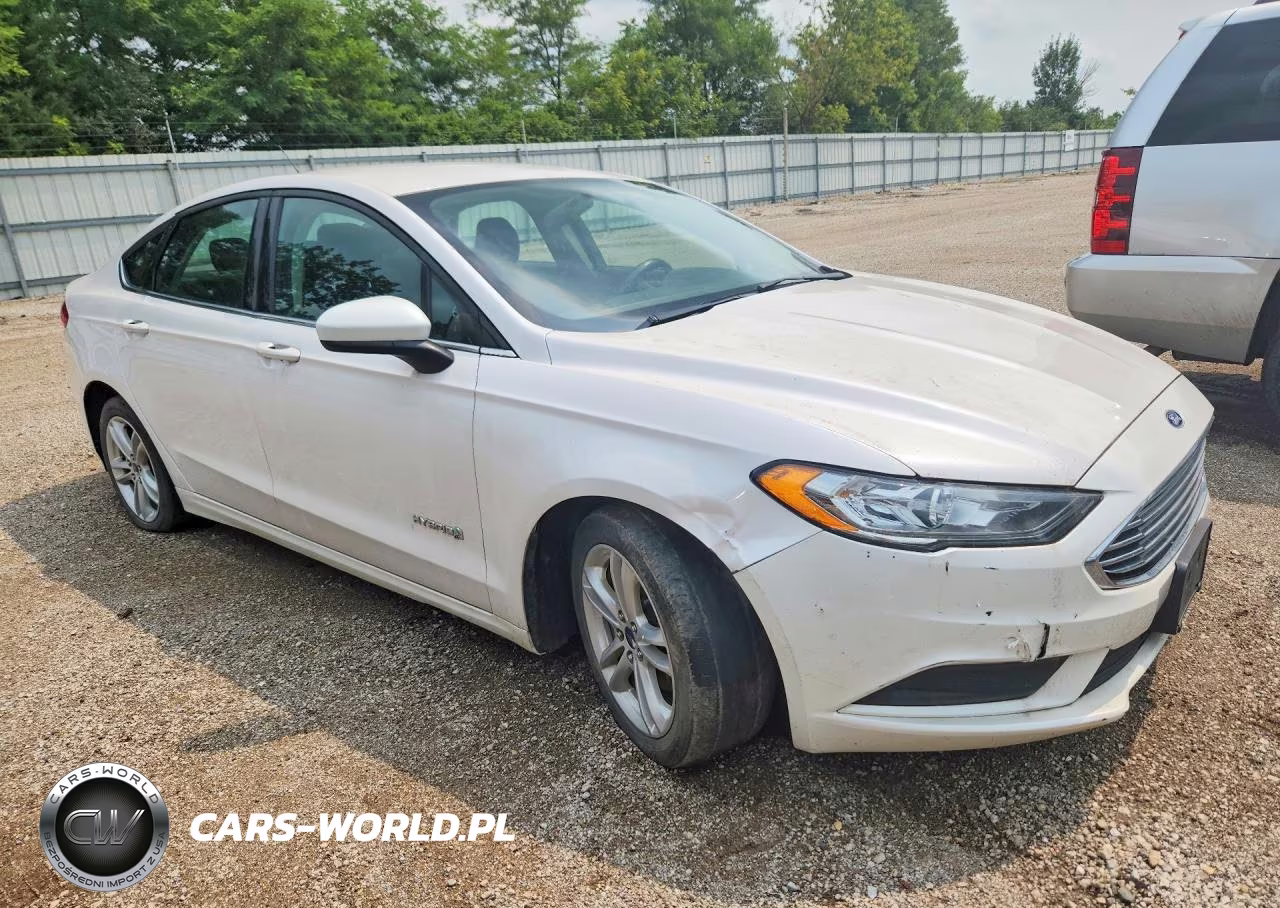 2018 Ford Fusion Se Hybrid VIN:3FA6P0LU3JR201645 - 4