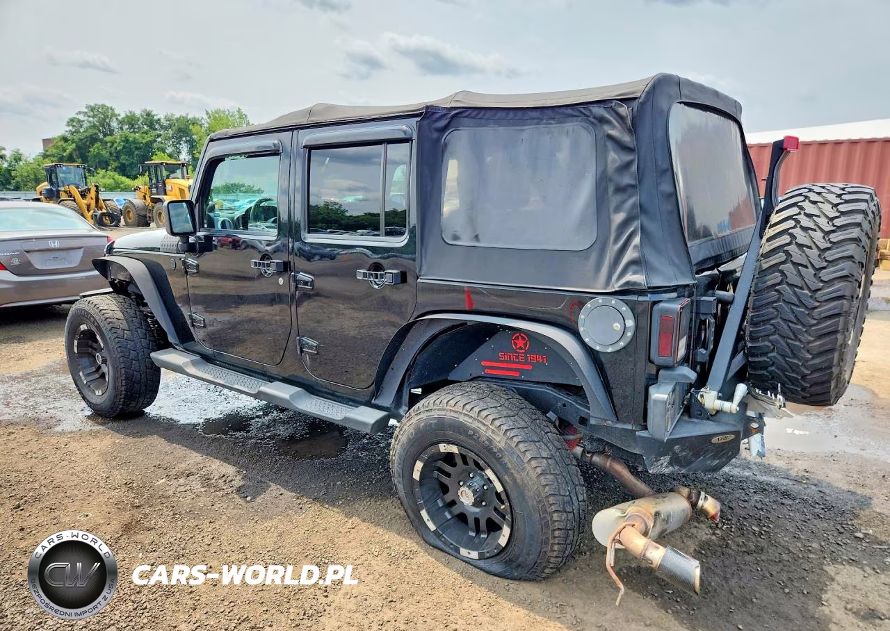 2010 Jeep Wrangler Unlimited Sahara VIN:1J4HA5H10AL157290 - 2