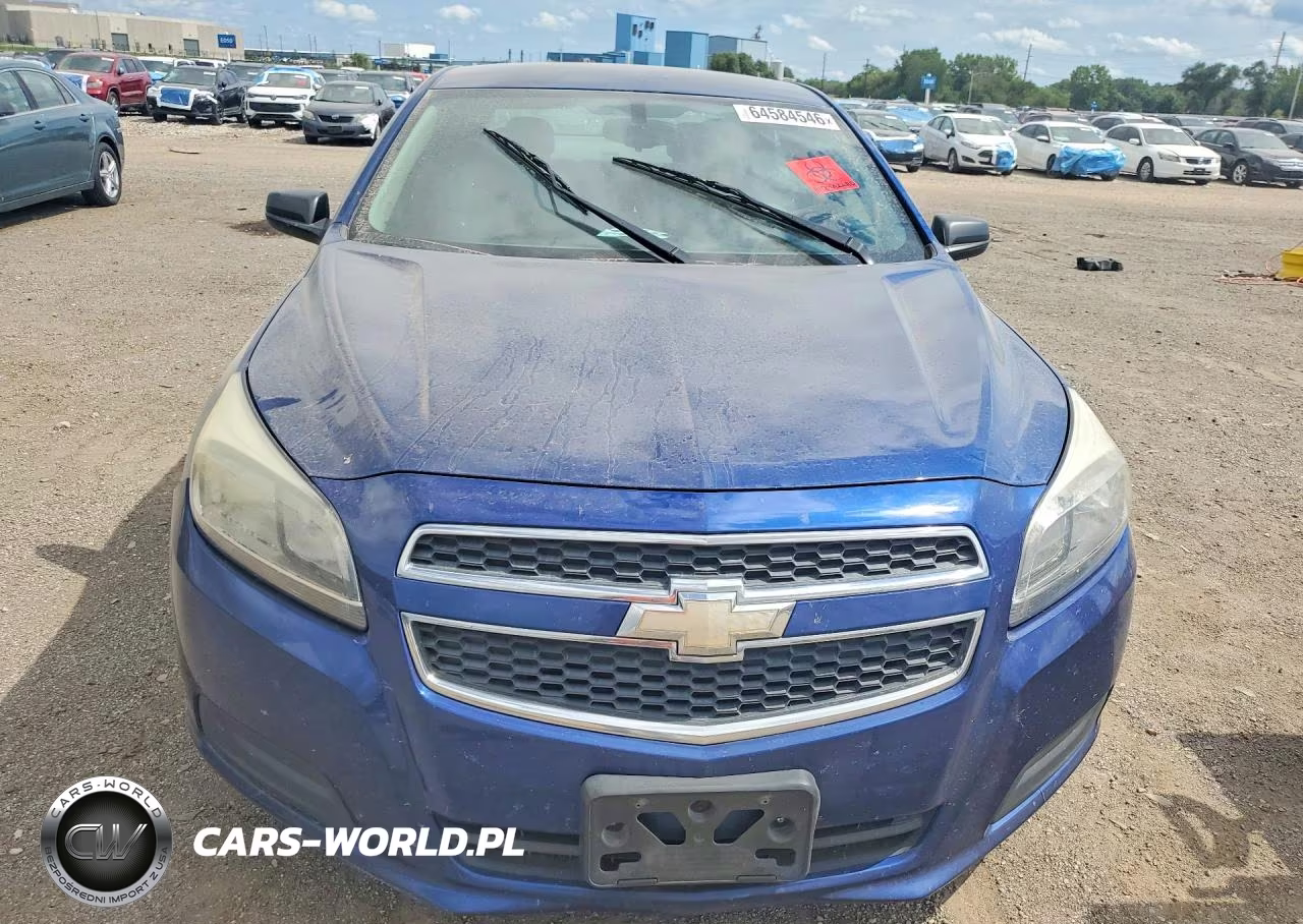 2013 Chevrolet Malibu Ls VIN:1G11B5SA4DU147737 - 5