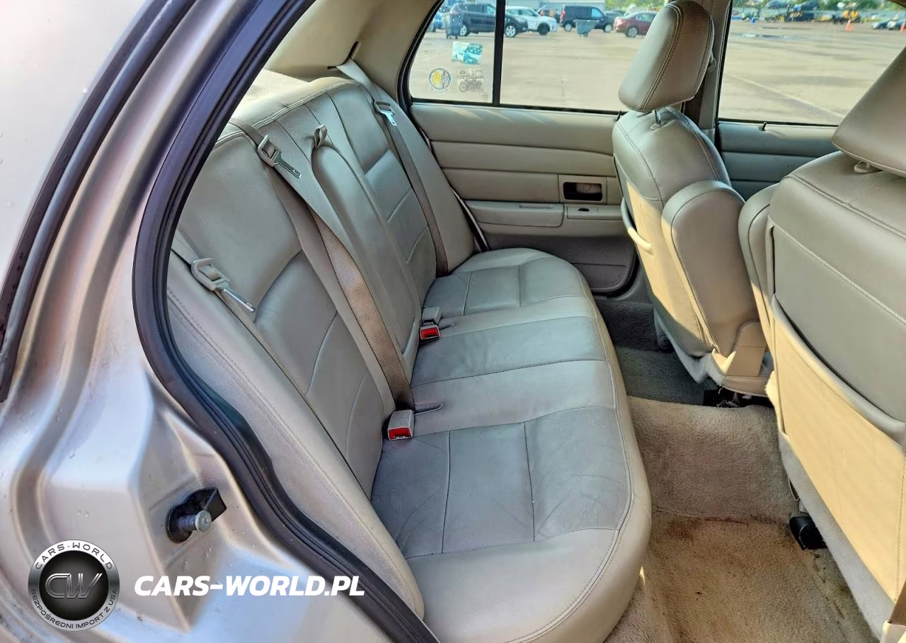 2006 Ford Crown Victoria Lx VIN:2FAFP74W76X129379 - 10