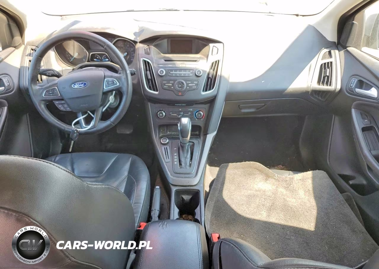 2016 Ford Focus Se VIN:1FADP3K24GL333006 - 8
