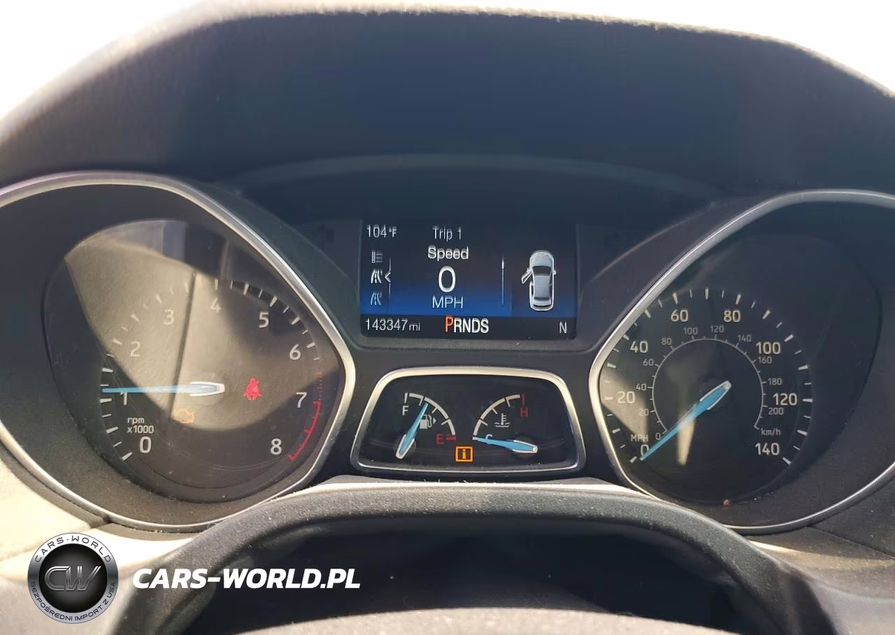 2016 Ford Focus Se VIN:1FADP3K24GL333006 - 9