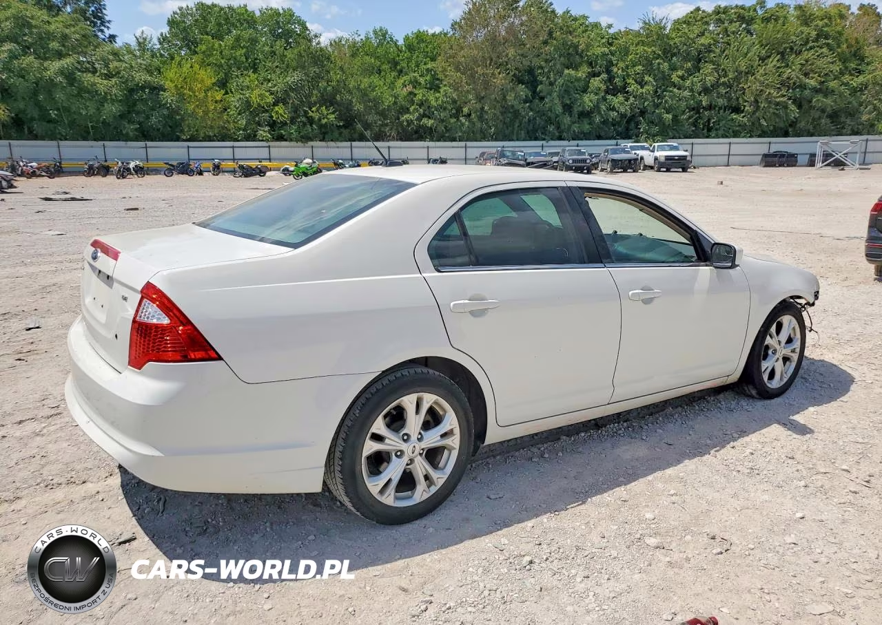 2012 Ford Fusion Se VIN:3FAHP0HA1CR125790 - 3
