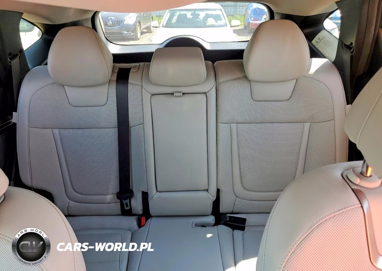 2024 Hyundai Tucson Limited VIN:KM8JECD12RU238766 - 10