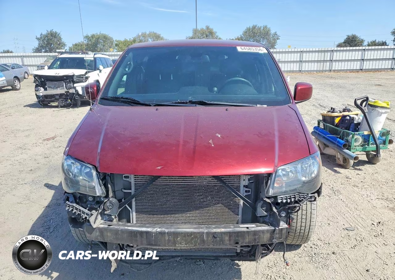 2019 Dodge Grand Caravan Gt VIN:2C4RDGEG9KR770152 - 5