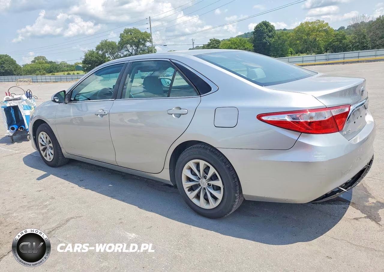 2016 Toyota Camry Le VIN:4T4BF1FK2GR533428 - 2