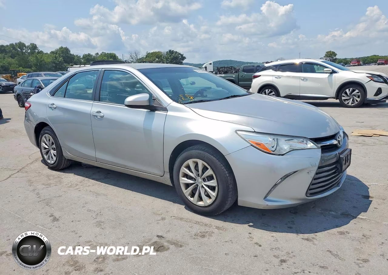2016 Toyota Camry Le VIN:4T4BF1FK2GR533428 - 4