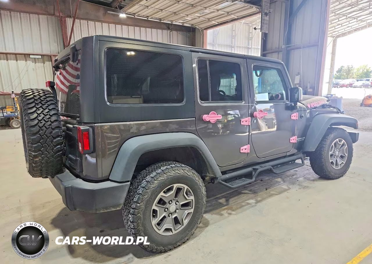 2016 Jeep Wrangler Unlimited Rubicon VIN:1C4HJWFG6GL254697 - 3