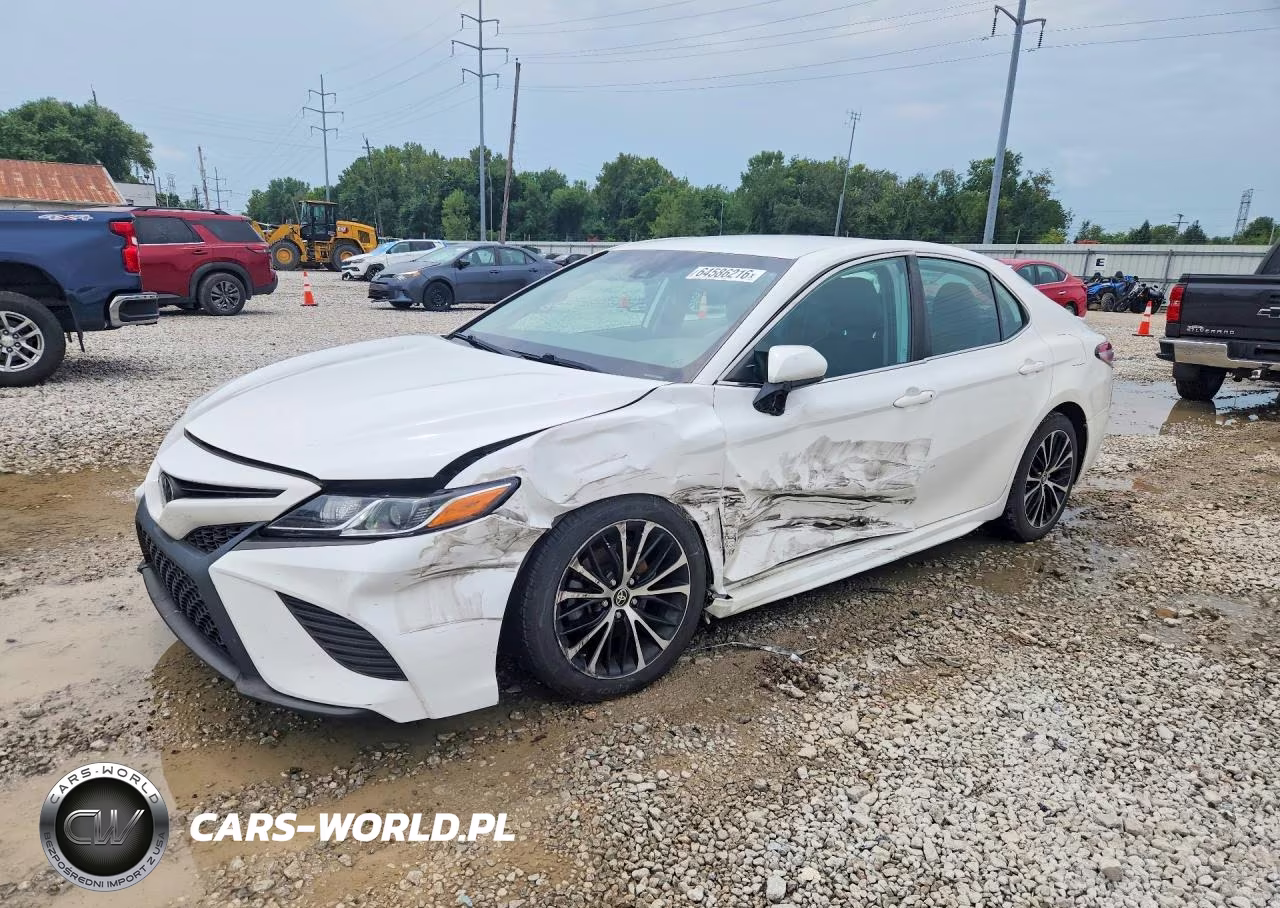 2020 Toyota Camry Se