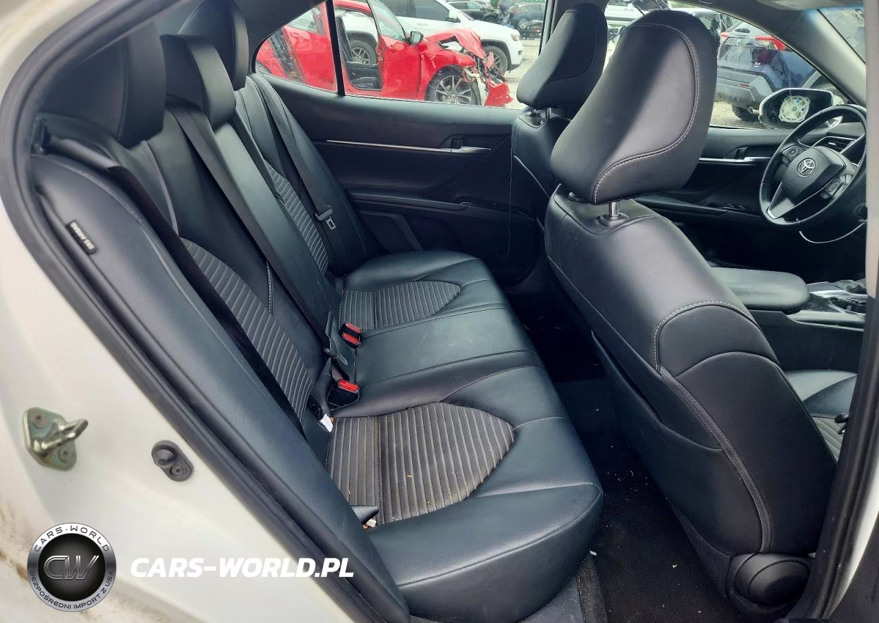 2020 Toyota Camry Se VIN:4T1G11AKXLU947346 - 10