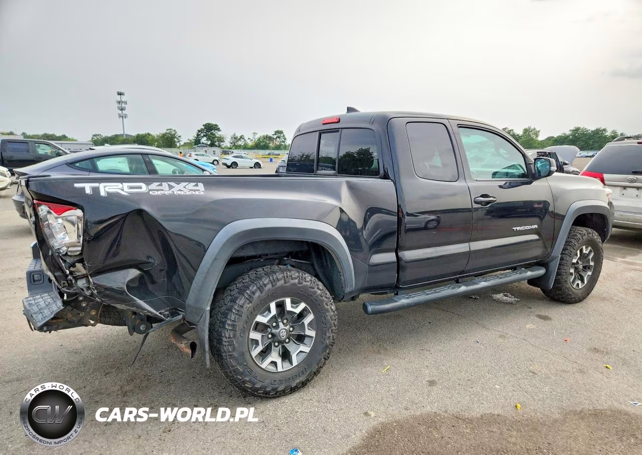 2017 Toyota Tacoma Trd Off-Road VIN:5TFSZ5AN9HX108089 - 3