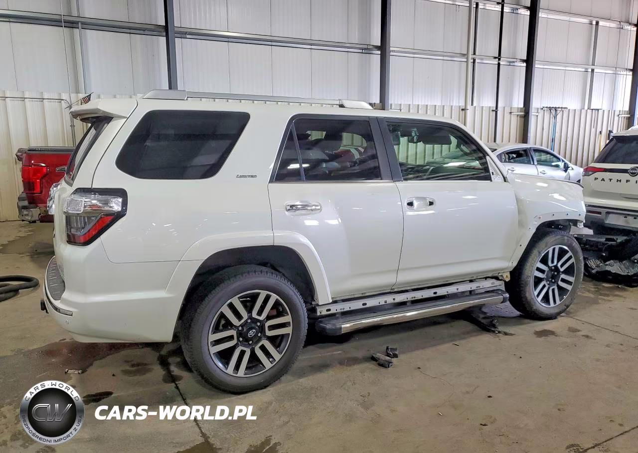 2019 Toyota 4Runner Limited VIN:JTEBU5JR0K5632621 - 3