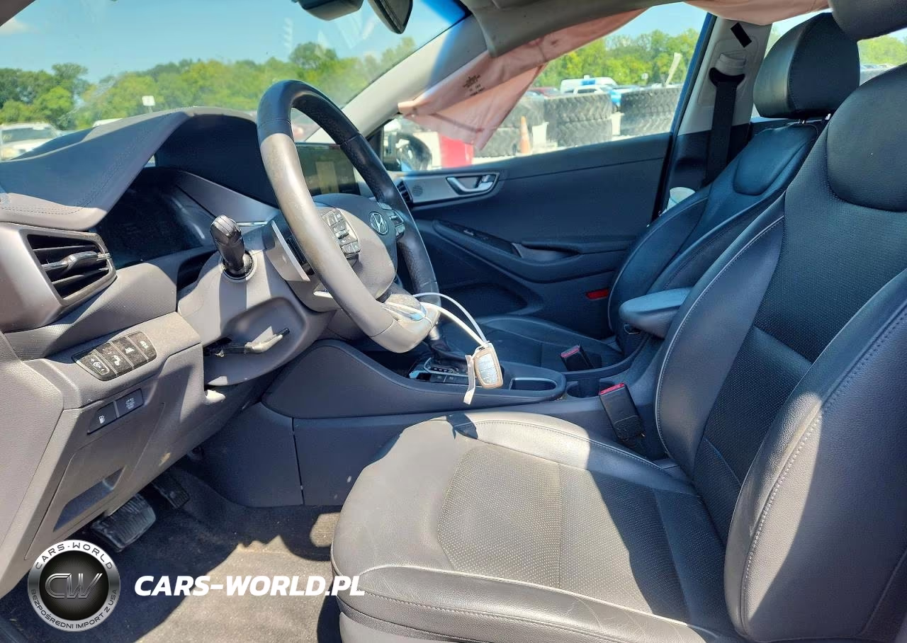 2020 Hyundai Ioniq Limited VIN:KMHC05LCXLU224045 - 7
